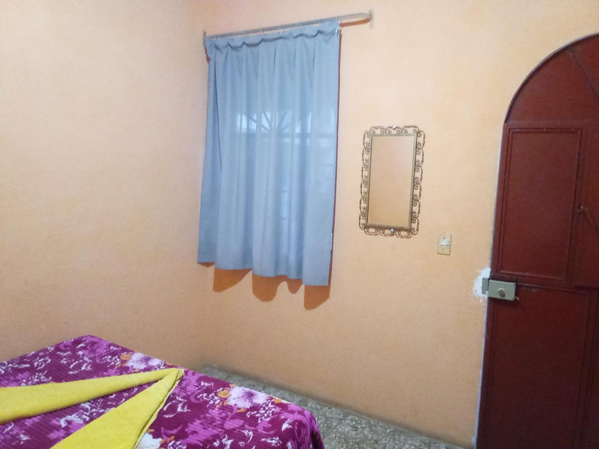 Hospedaje Santo Domingo Panajachel Extérieur photo